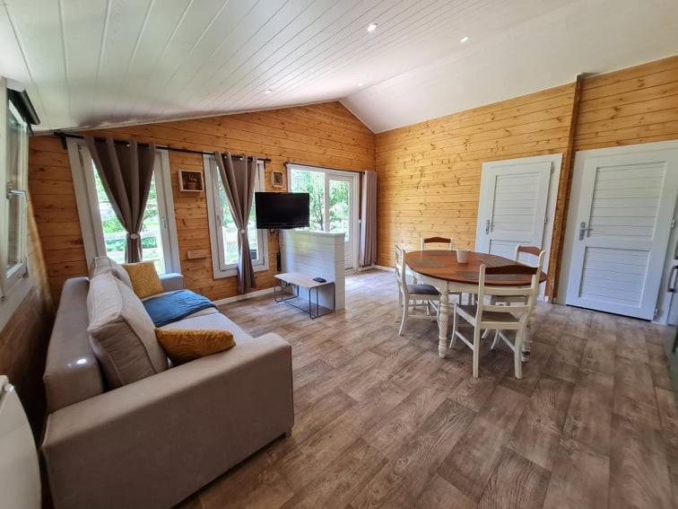 Chalet Olivier Flere-la-Riviere المظهر الخارجي الصورة